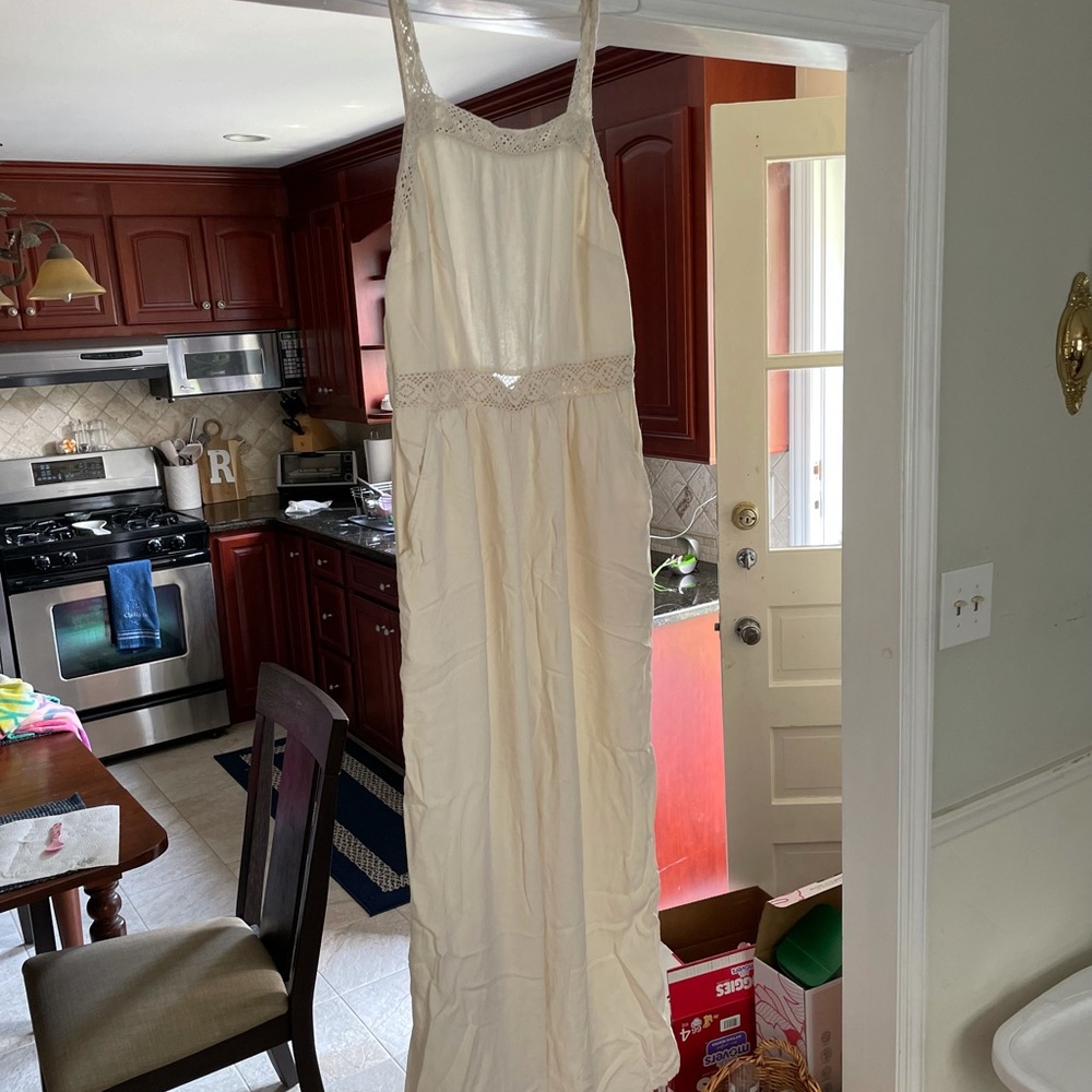 Nude jumpsuit with pockets